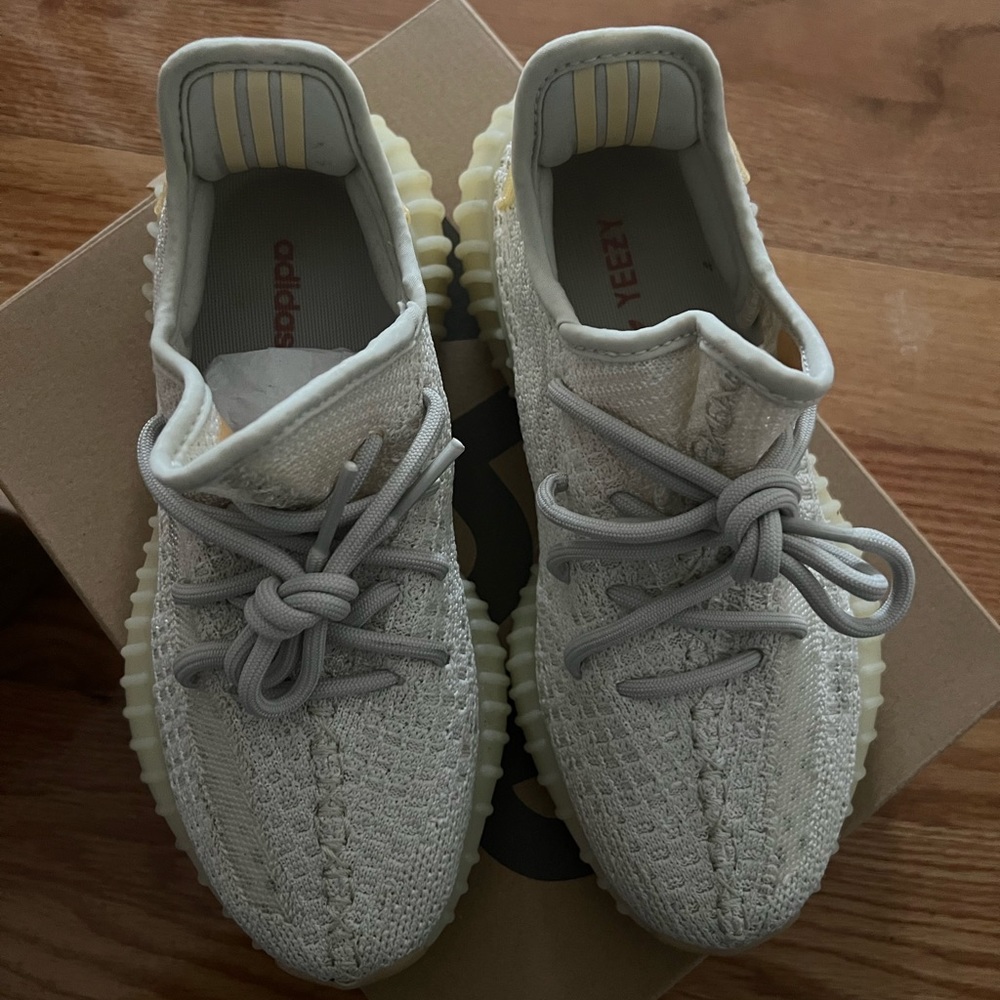 Yeezys- worn 1-2x